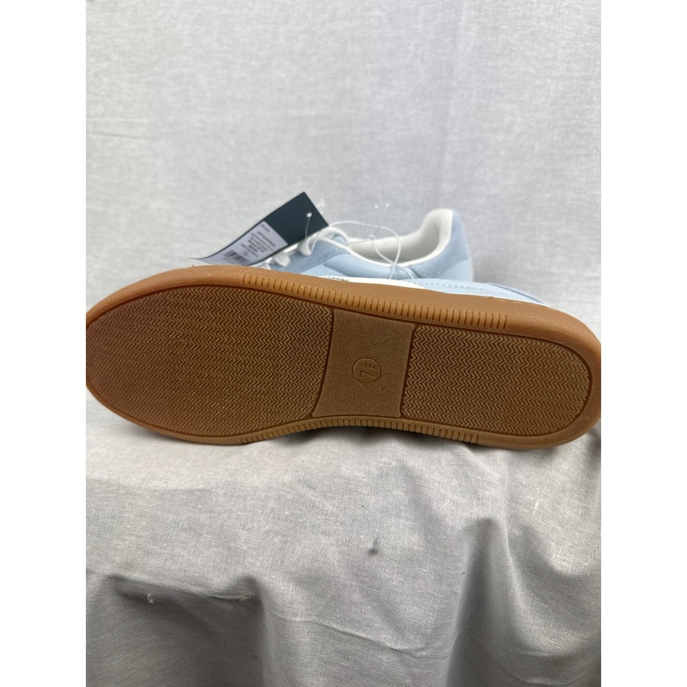 Universal Thread Spencer Light Blue Suede Faux Leather Gum Sole Sneakers 7.5 NEW - Picture 6 of 7